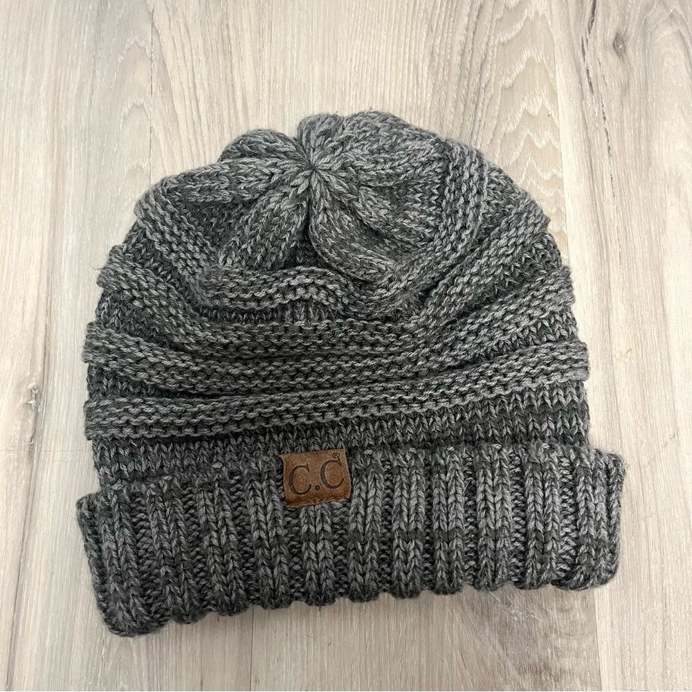 C.C Hat Women’s OS Dark Gray Cuffed Knit Beanie